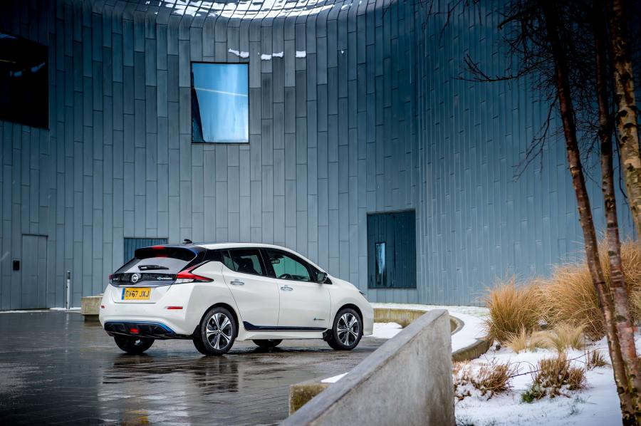  Nissan Leaf 2018 года  (UK) (фото 9 из 40)
